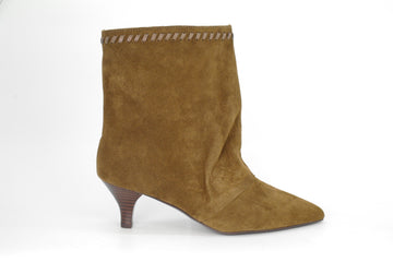 TORAL MAEVE  233704