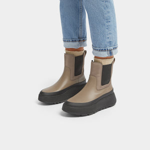 F-Mode Water-Resistant Flatform Chelsea Boots
